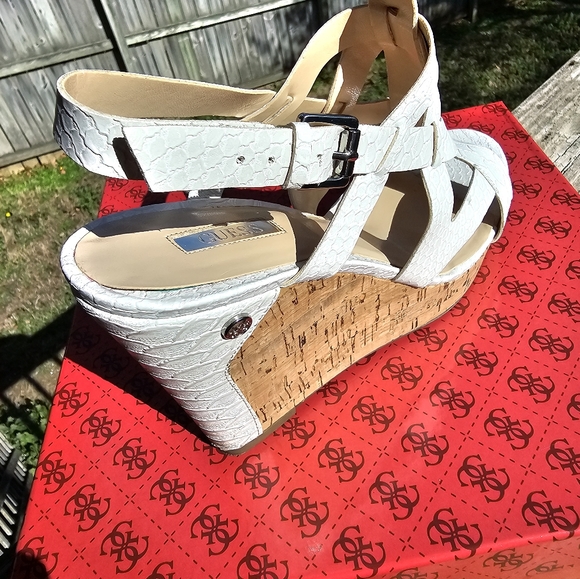 Shoes - Picture 9 of 9